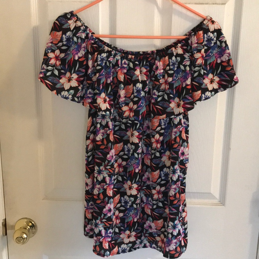 Simply Styled Off Shoulder Floral Tank